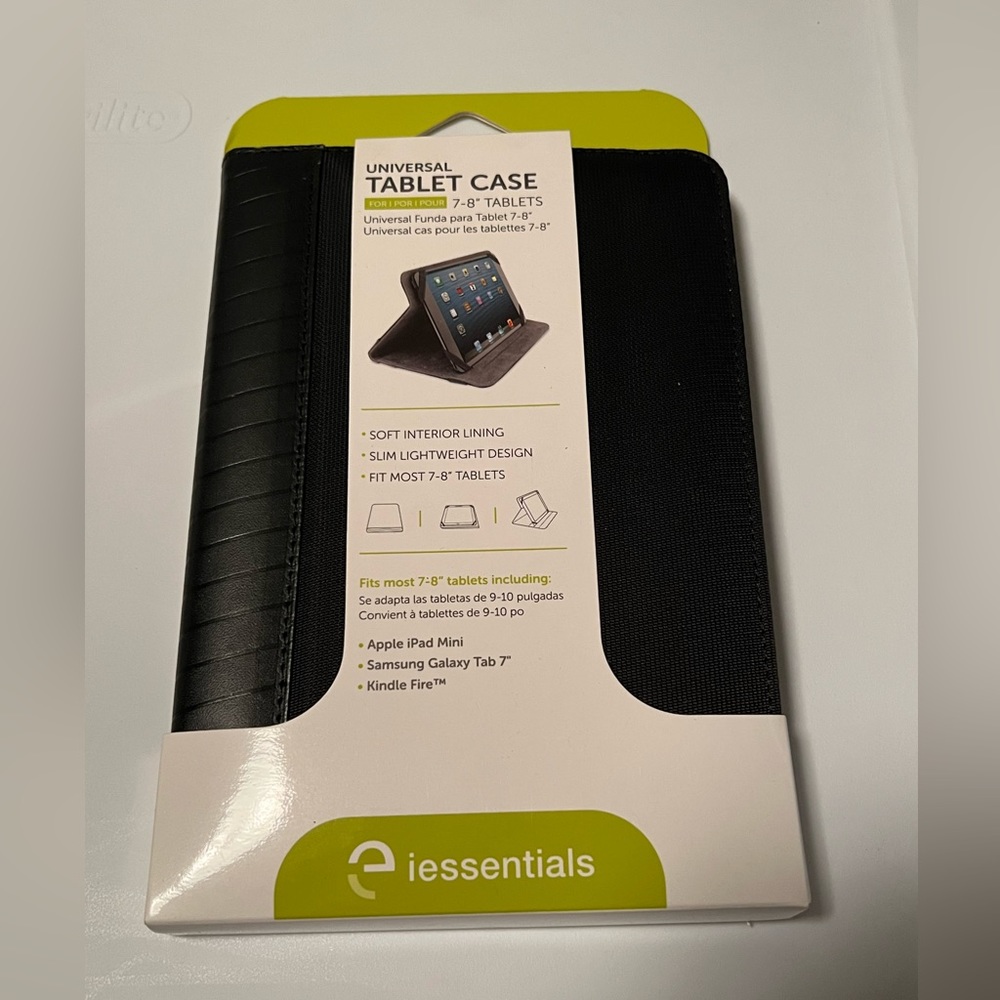 Universal tablet fits most size tablets